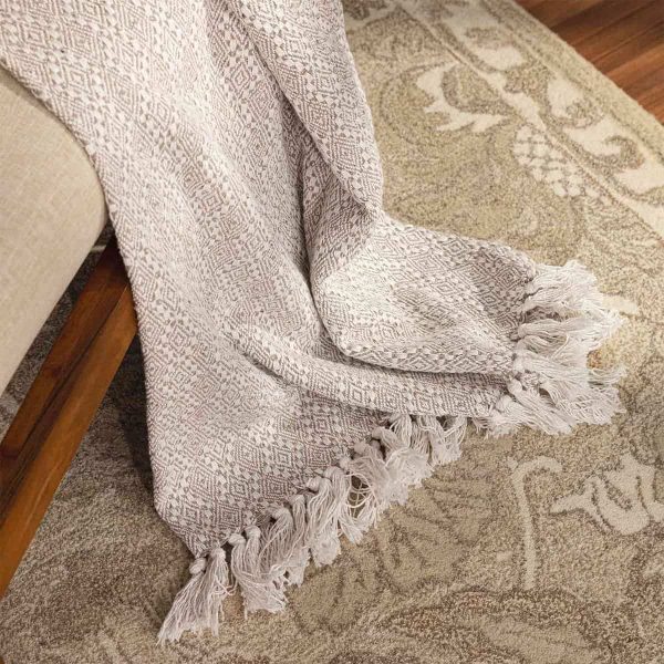 Handwoven Carpet by the taj rugs